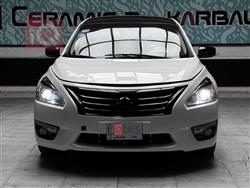 نیسان ئەلتیما